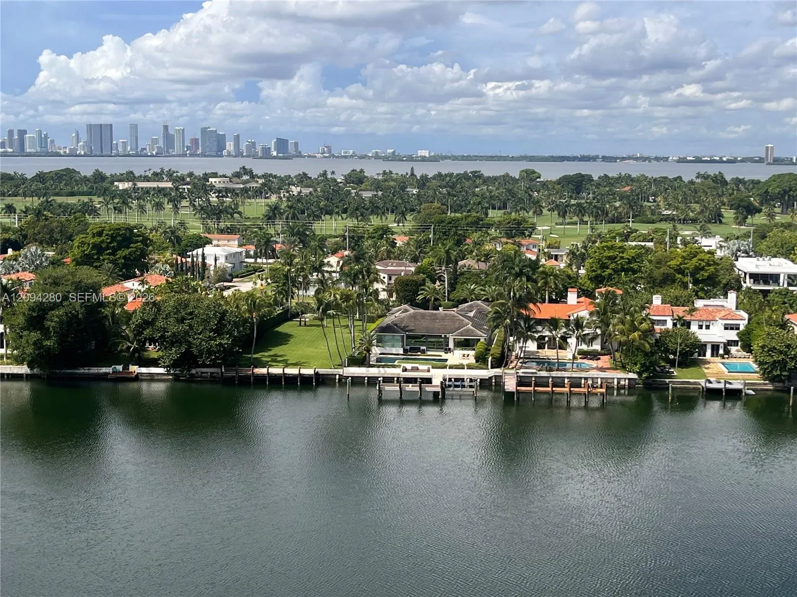 En Renta 5880 Collins Avenue PH-1, Miami Beach, FL 33140, Miami Beach, FL 33140