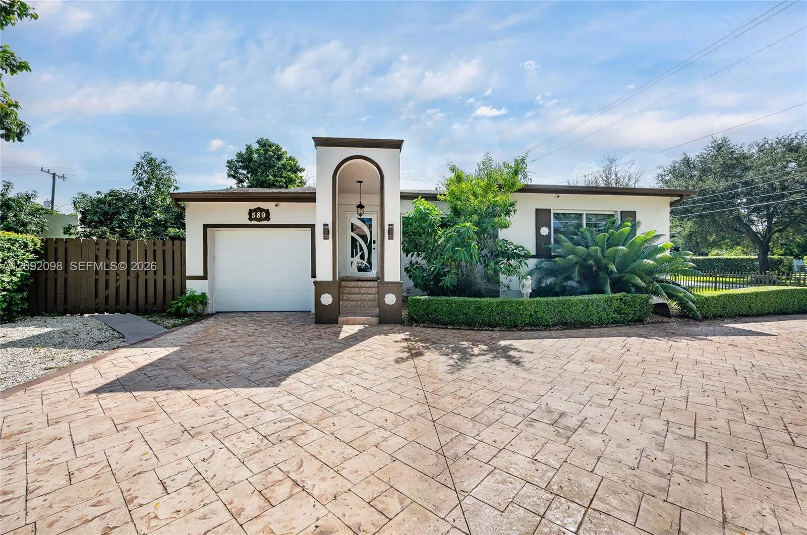En Venta 589 Miller Drive, Miami Springs, FL 33166, Miami Springs, FL 33166