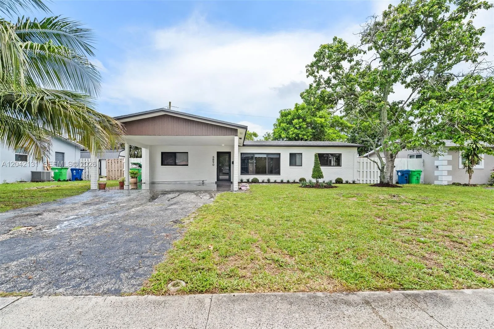 Vendido 5890 NW 15th Street, Sunrise, FL 33313, Sunrise, FL 33313