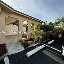 Foto de propiedad en 590 NE 20th Street 1, Wilton Manors, FL 33305 Wilton Manors con MLS# 