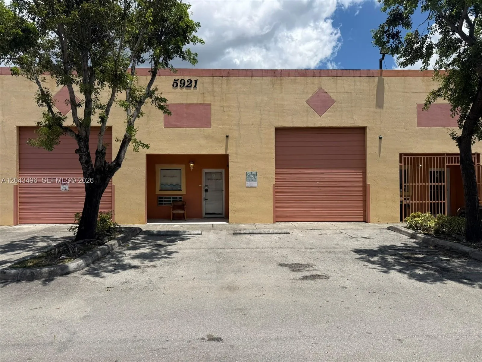 En Venta 5921 NW 176th Street 9, Hialeah, FL 33015, Hialeah, FL 33015