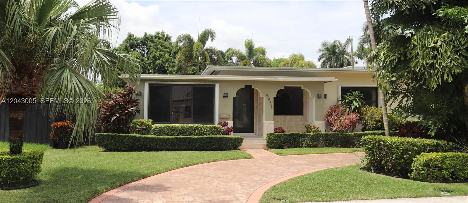 En Venta 5931 SW 46th Street, Miami, FL 33155, Miami, FL 33155