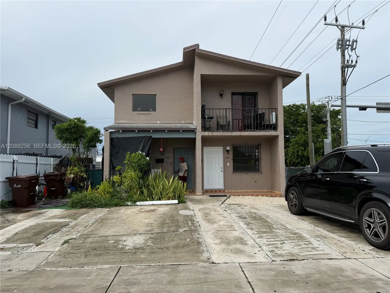 En Renta 595 E 8th Street 595, Hialeah, FL 33010, Hialeah, FL 33010