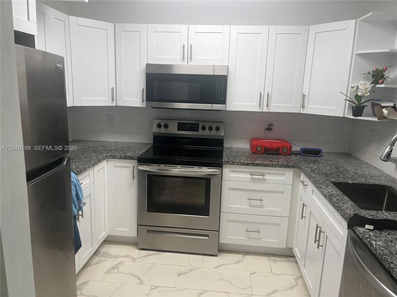 Foto de propiedad en 5952 NW 25th Place 234, Sunrise, FL 33313 Sunrise con MLS# 