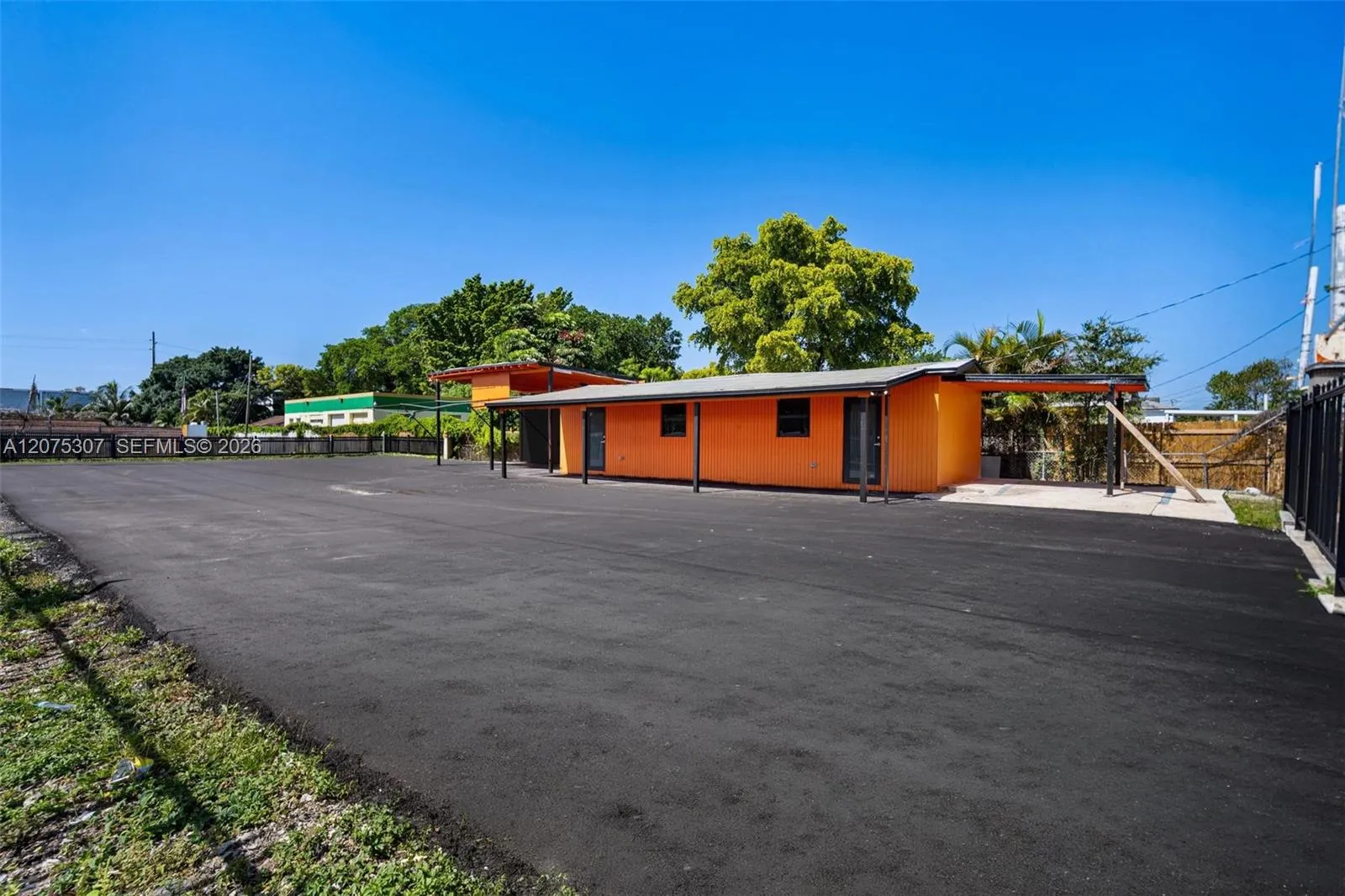 En Renta 5960 NW 27th Avenue, Miami, FL 33142, Miami, FL 33142
