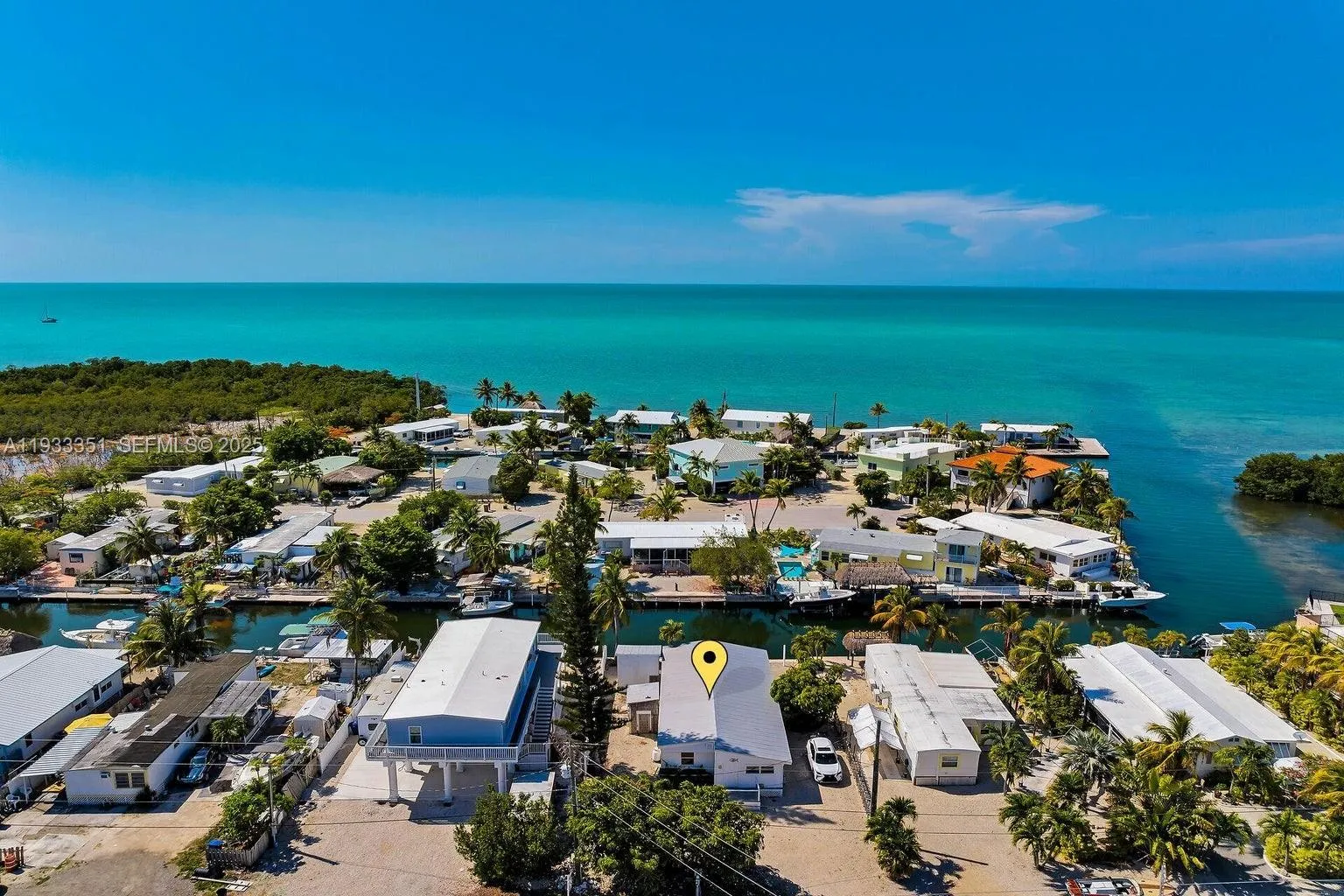 Foto de propiedad en 59761 Overseas Highway, Marathon, FL 33050 Marathon con MLS# 
