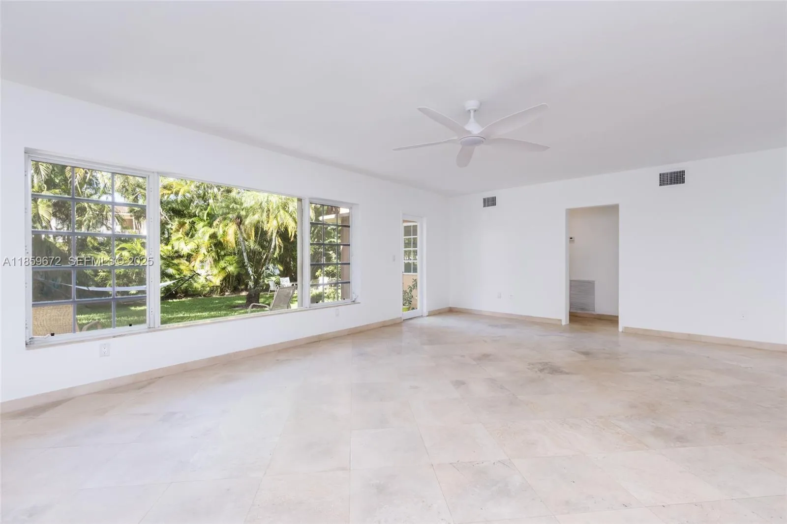 Foto de propiedad en 60 Park Drive C, Bal Harbour, FL 33154 Bal Harbour con MLS# 