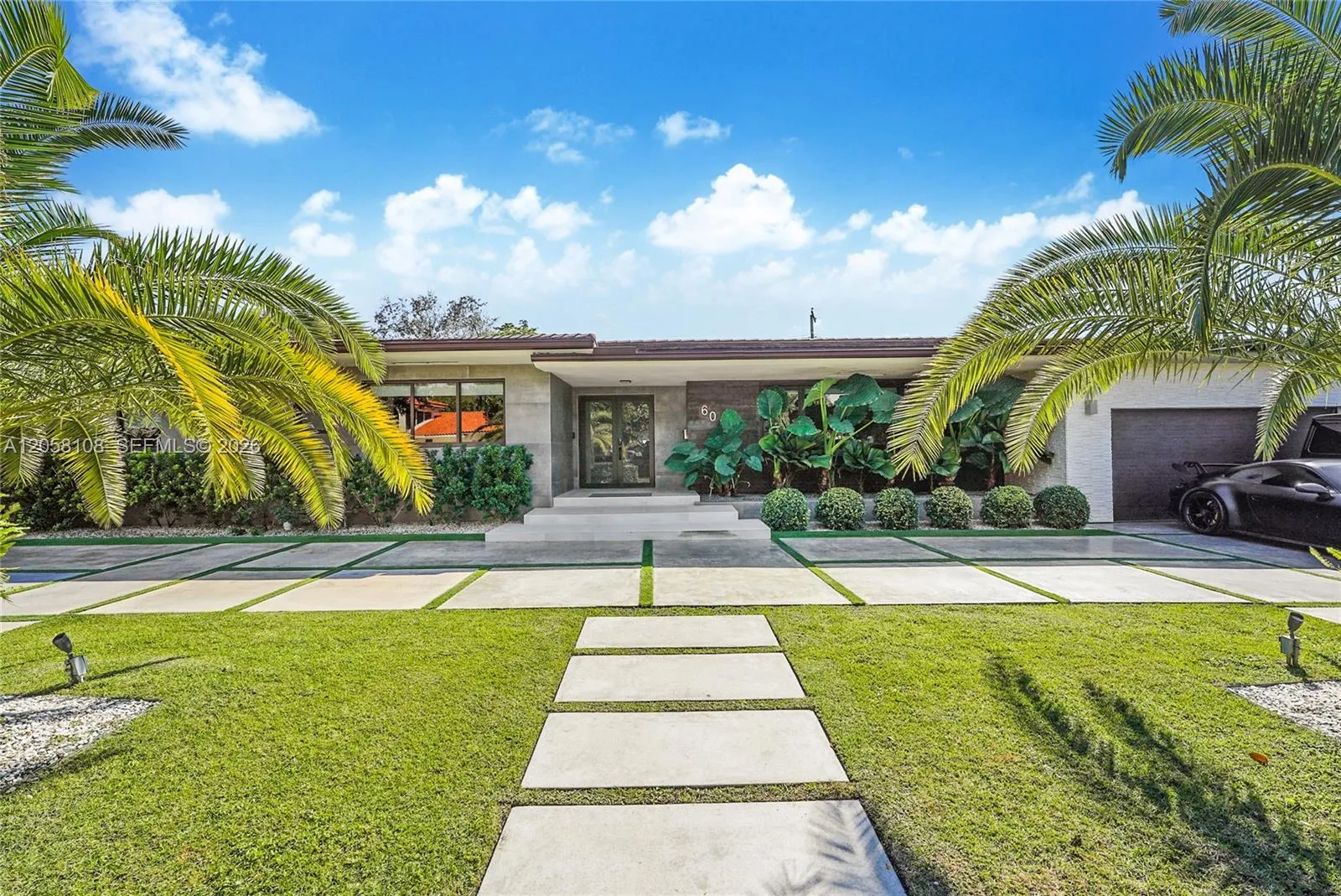 Alquilada 60 Shore Drive W, Miami, FL 33133, Miami, FL 33133