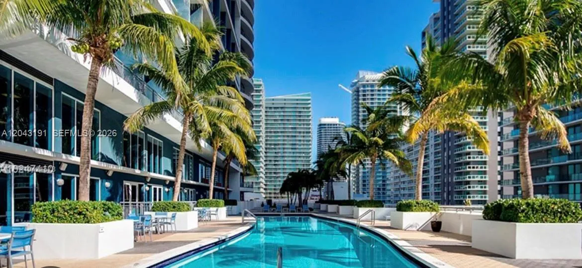 Foto de propiedad en 60 SW 13th Street 1416, Miami, FL 33130 Miami con MLS#