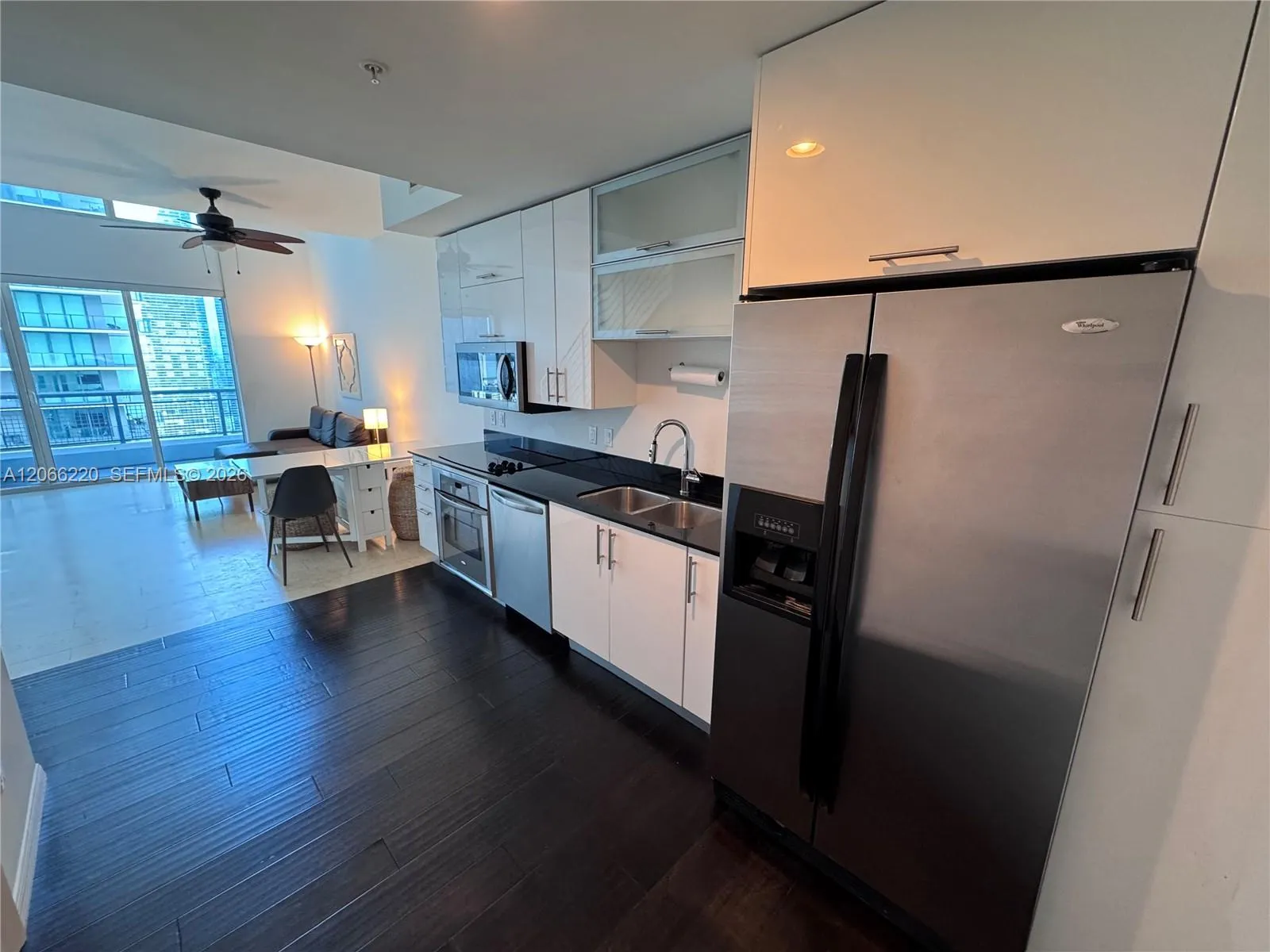 Foto de propiedad en 60 SW 13th Street 2202, Miami, FL 33130 Miami con MLS#