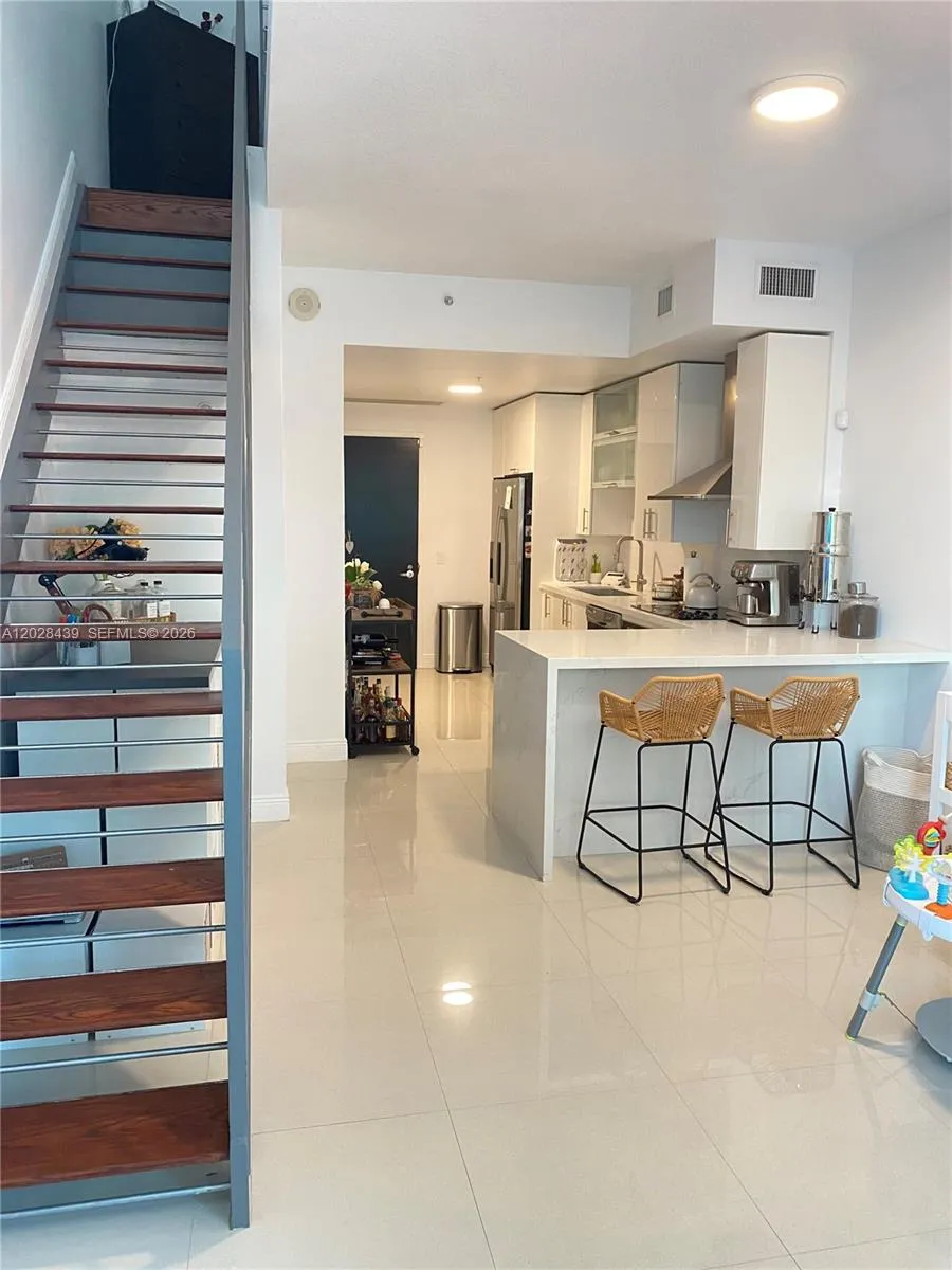 Foto de propiedad en 60 SW 13th Street 2212, Miami, FL 33130 Miami con MLS#