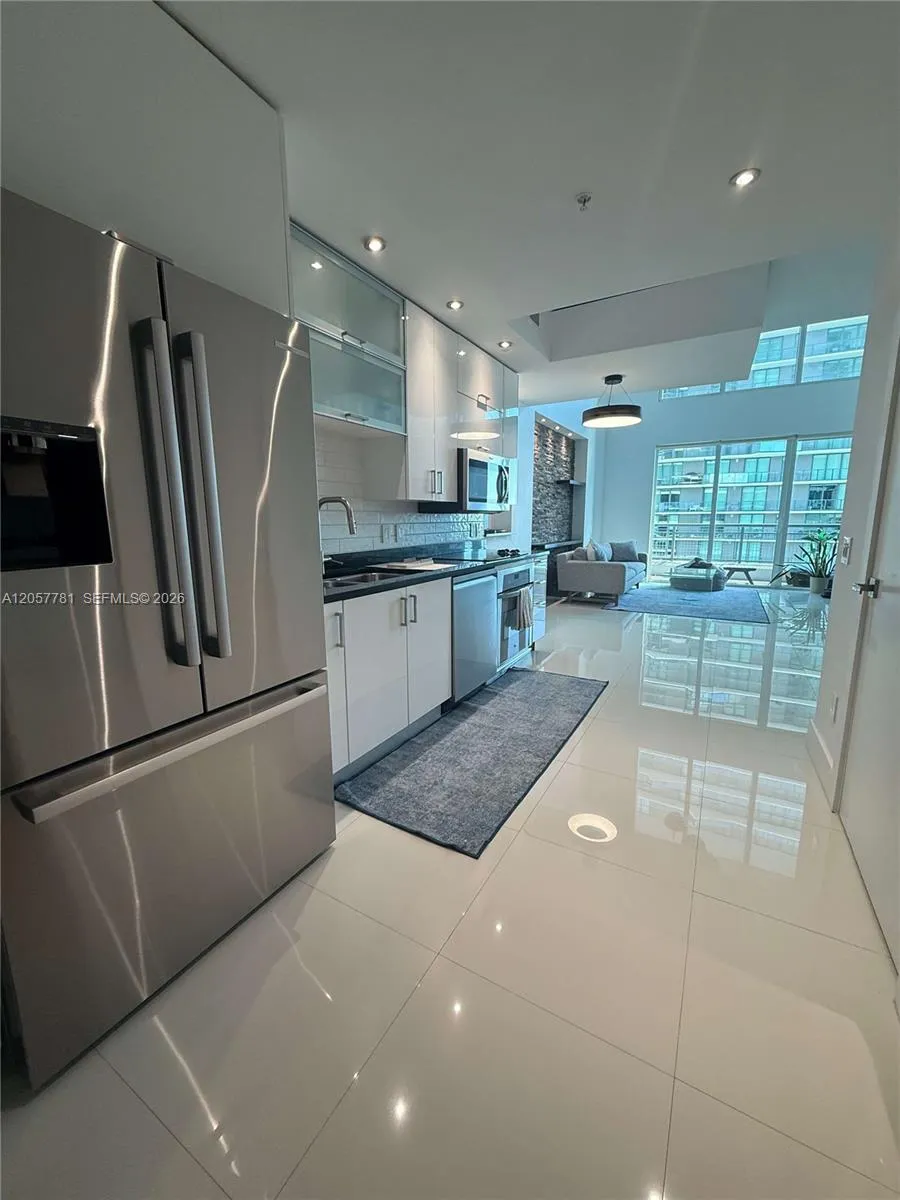 Foto de propiedad en 60 SW 13th Street 3808, Miami, FL 33130 Miami con MLS#