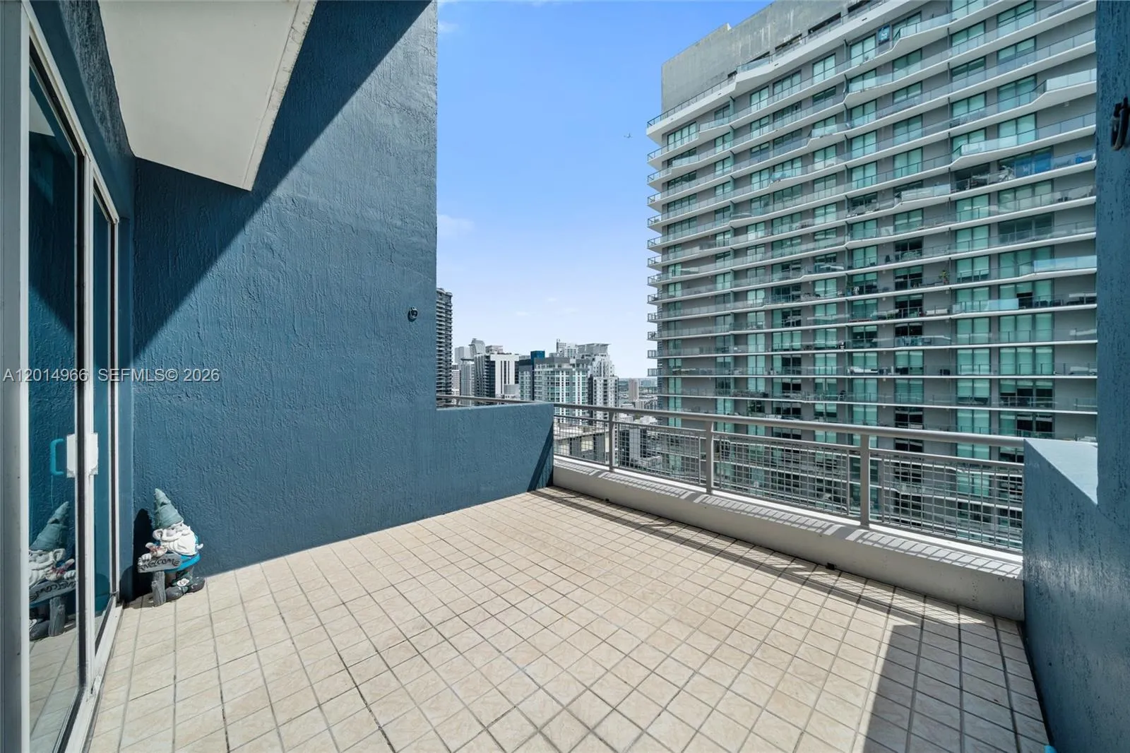 Foto de propiedad en 60 SW 13th Street 4008, Miami, FL 33130 Miami con MLS#
