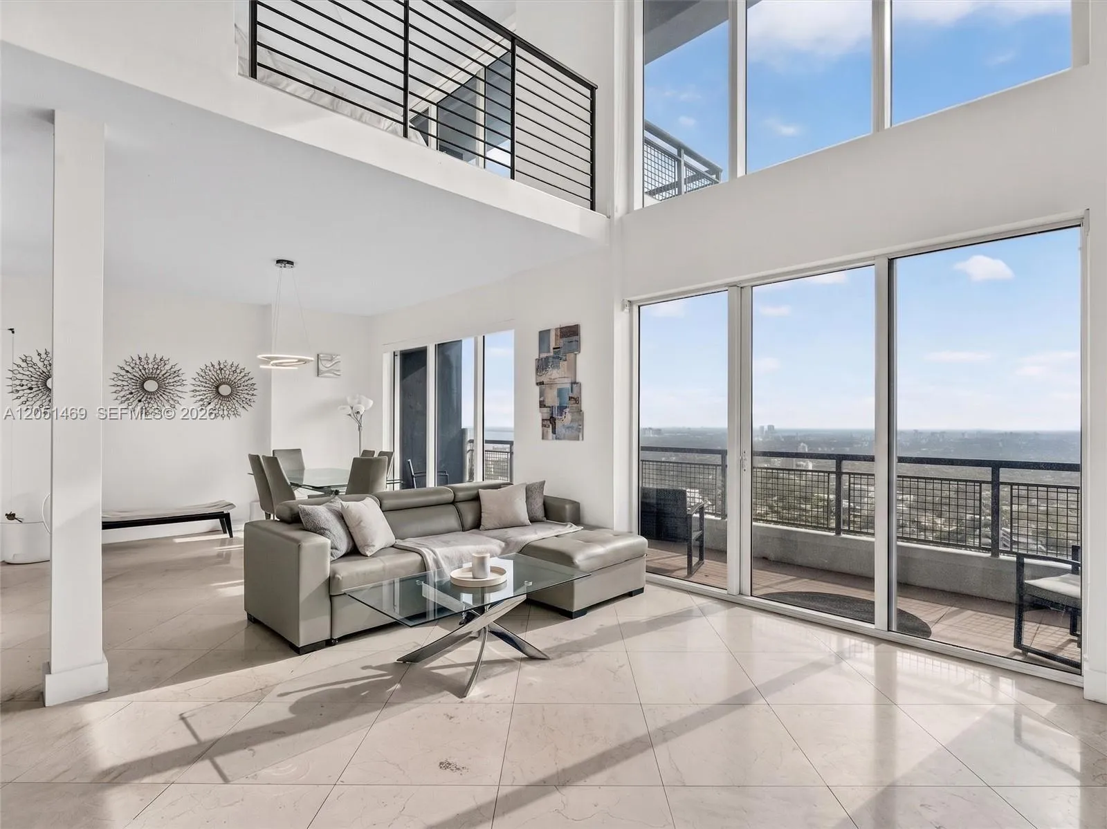 Foto de propiedad en 60 SW 13th Street 4205, Miami, FL 33130 Miami con MLS#