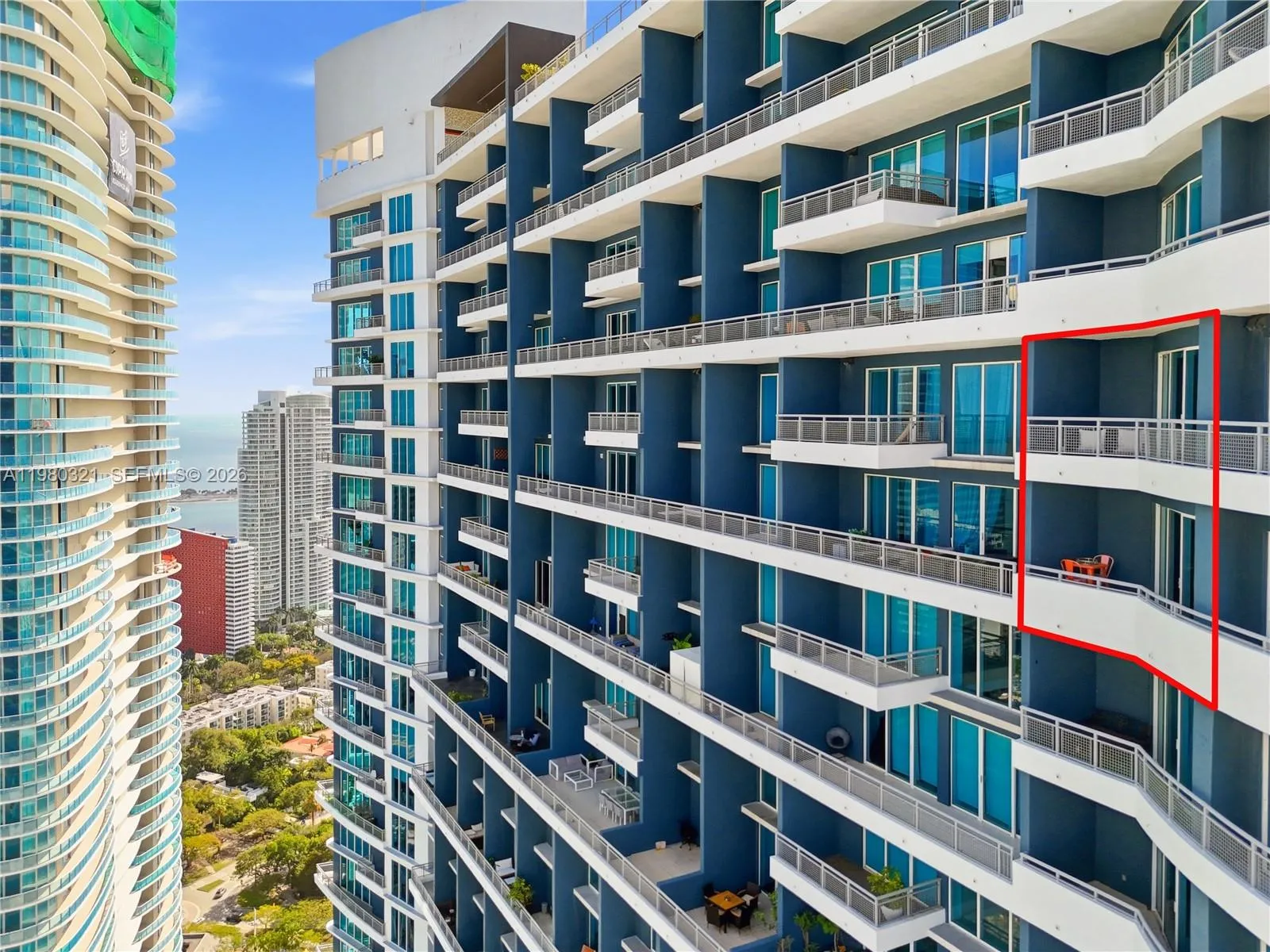 Foto de propiedad en 60 SW 13th Street 4414, Miami, FL 33130 Miami con MLS#