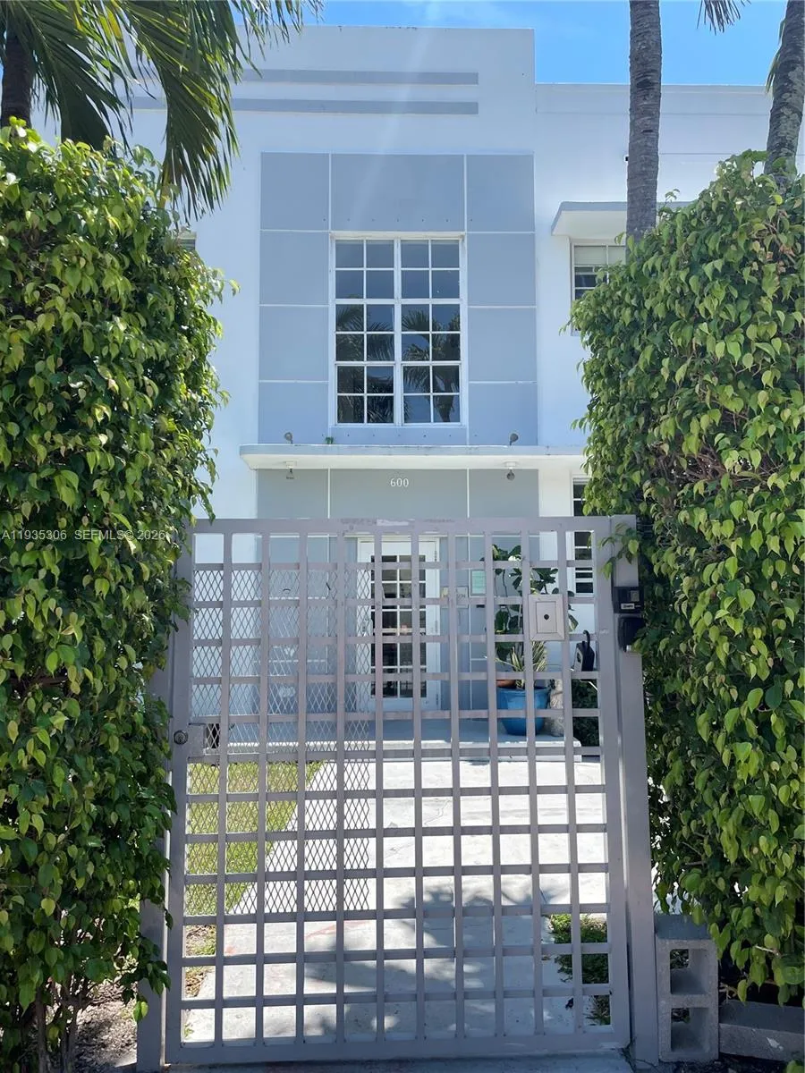 Foto de propiedad en 600 15th Street 10, Miami Beach, FL 33139 Miami Beach con MLS# 