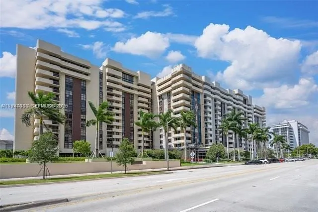 En Venta 600 Biltmore Way 1217, Coral Gables, FL 33134, Coral Gables, FL 33134