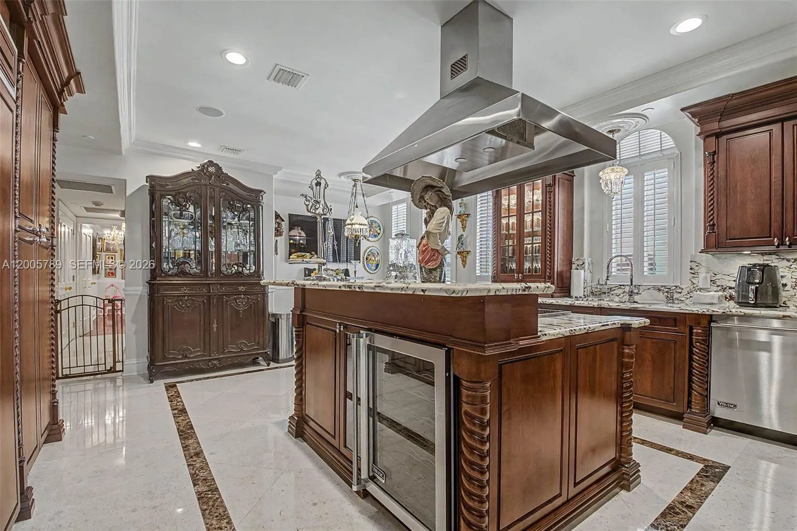 Foto de propiedad en 600 Coral Way 5, Coral Gables, FL 33134 Coral Gables con MLS# 