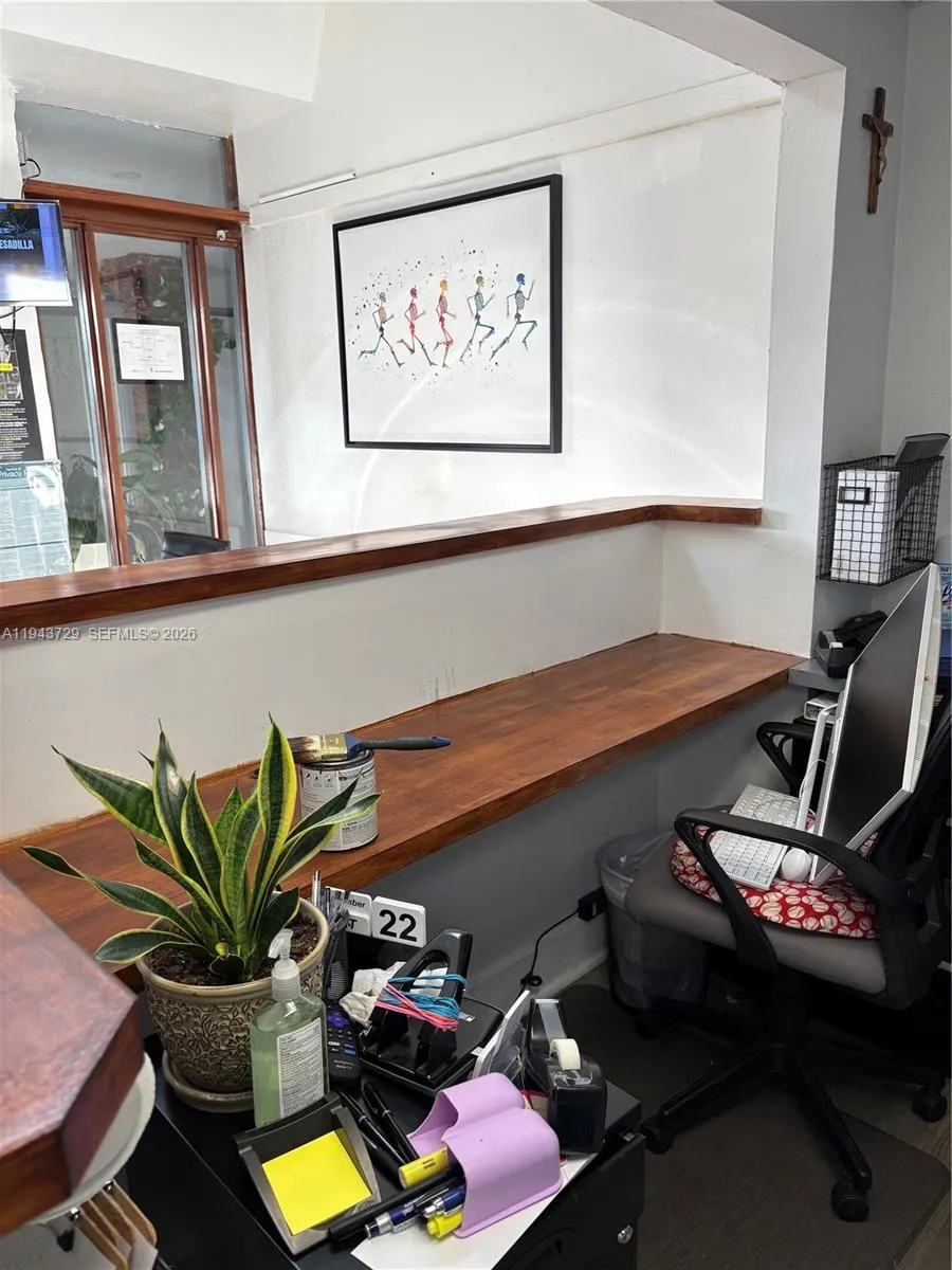 Foto de propiedad en 600 E 25th Street, Hialeah, FL 33013 Hialeah con MLS# 