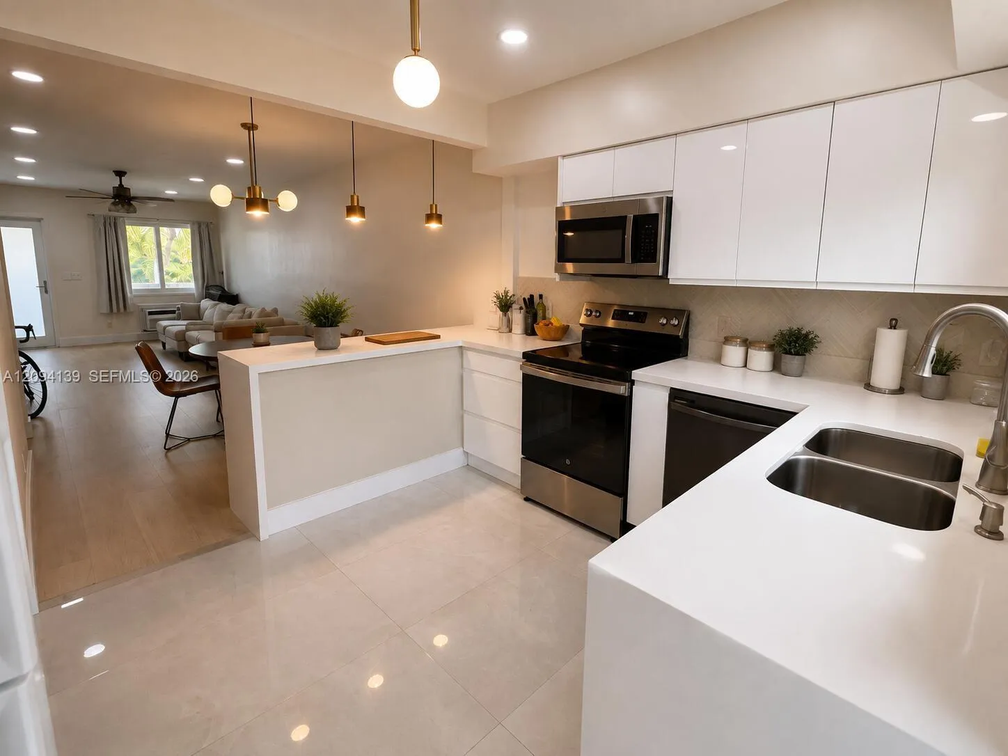 En Venta 600 Layne 226, Hallandale Beach, FL 33009, Hallandale Beach, FL 33009