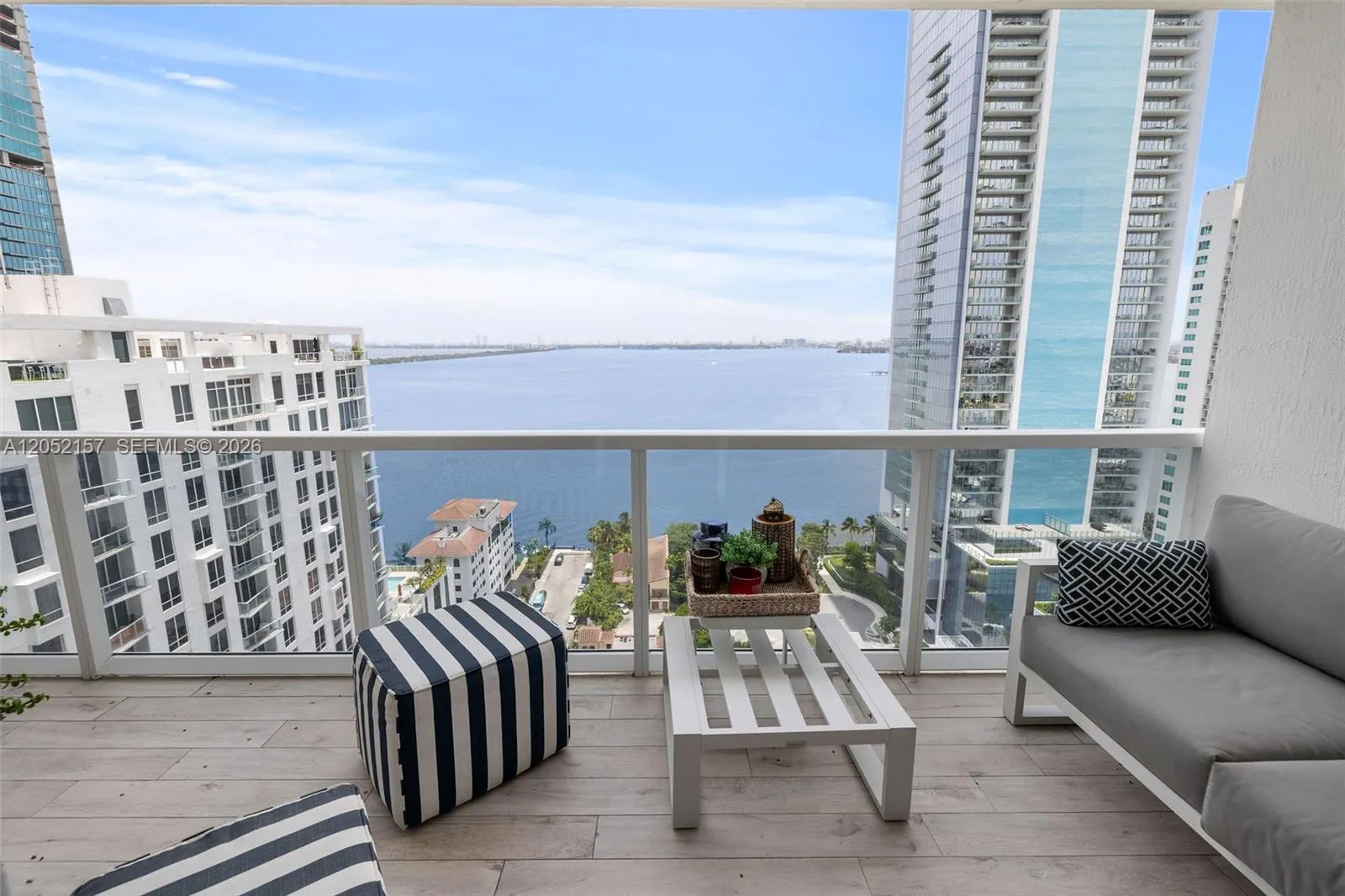 Foto de propiedad en 600 NE 27th Street 2202, Miami, FL 33137 Miami con MLS#