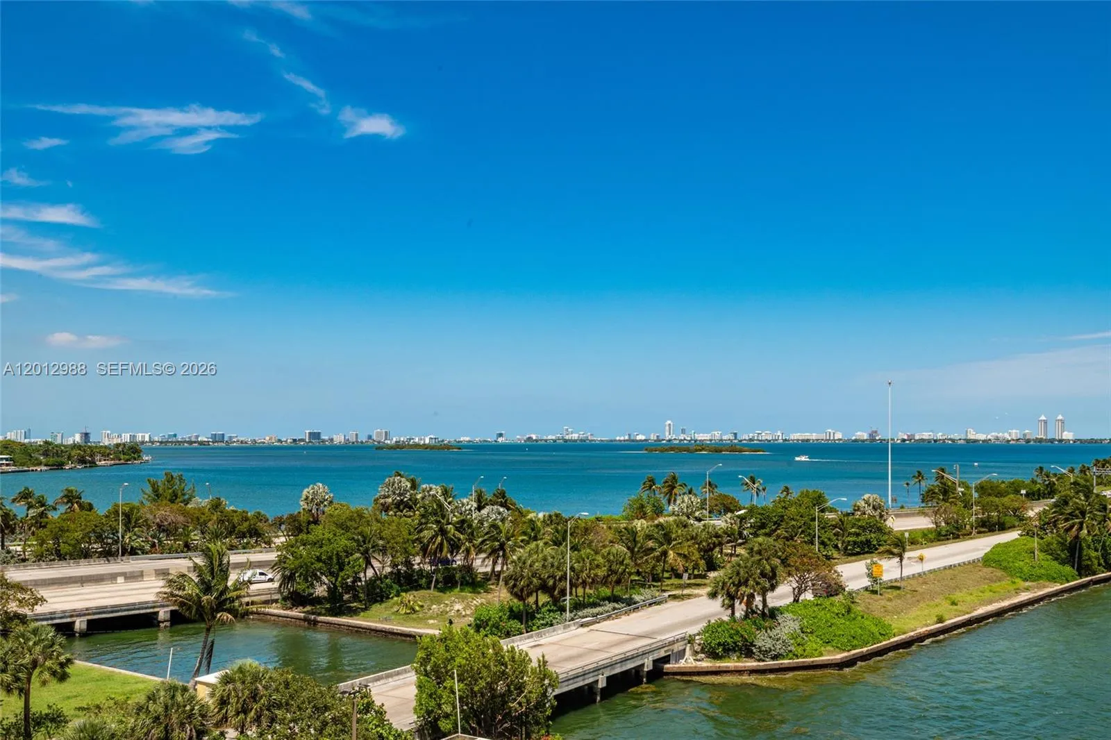 Foto de propiedad en 600 NE 36th Street 706, Miami, FL 33137 Miami con MLS# 