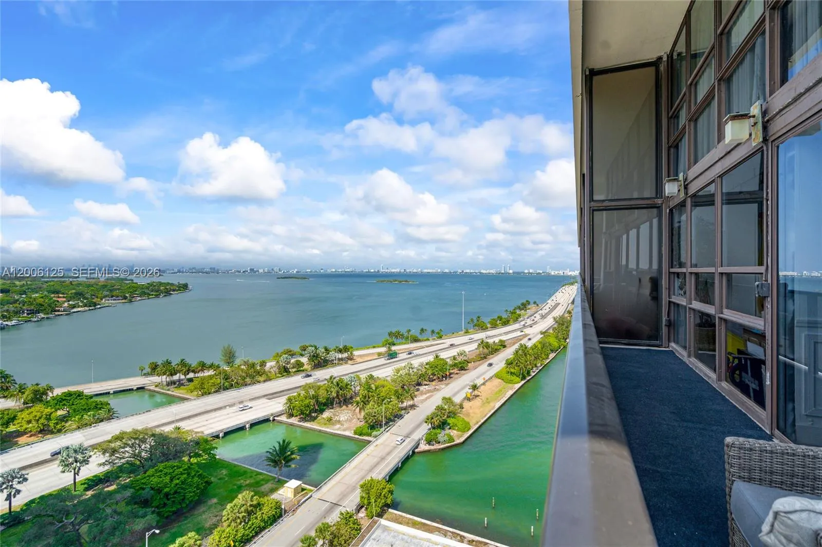 Foto de propiedad en 600 NE 36th Street PH2, Miami, FL 33137 Miami con MLS# 