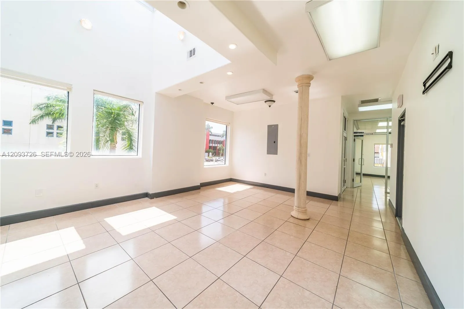 En Renta 600 Palm Avenue, Hialeah, FL 33010, Hialeah, FL 33010