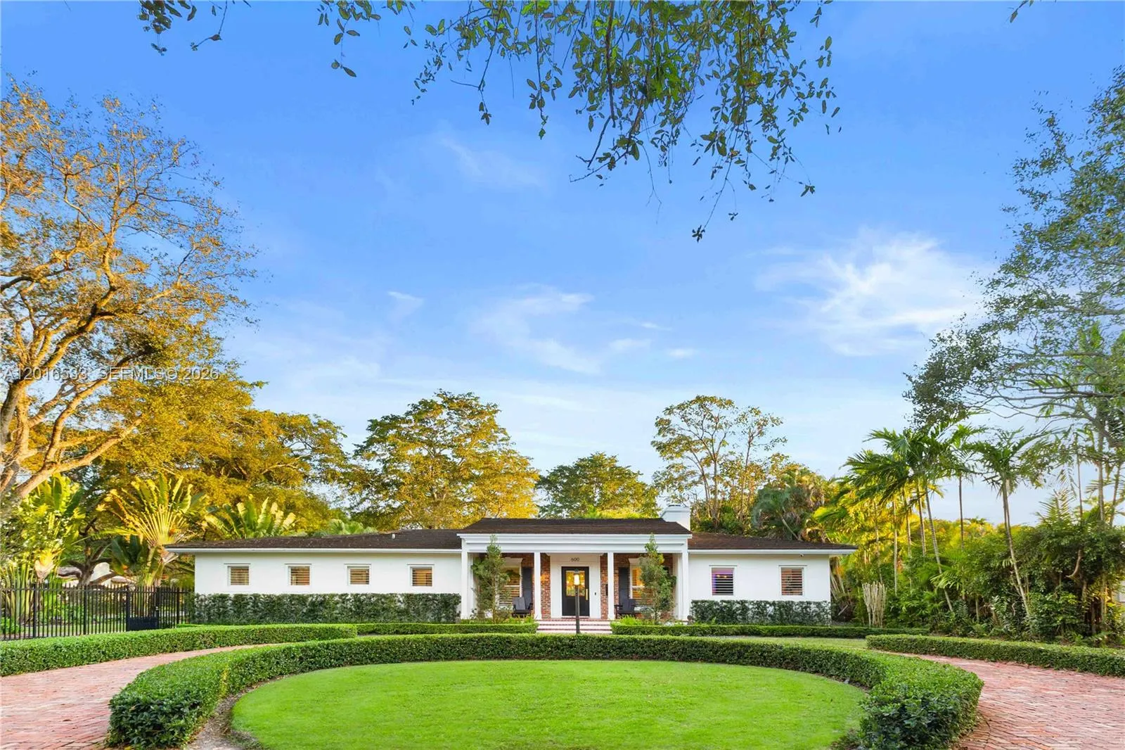 En Renta 600 San Lorenzo Avenue, Coral Gables, FL 33146, Coral Gables, FL 33146