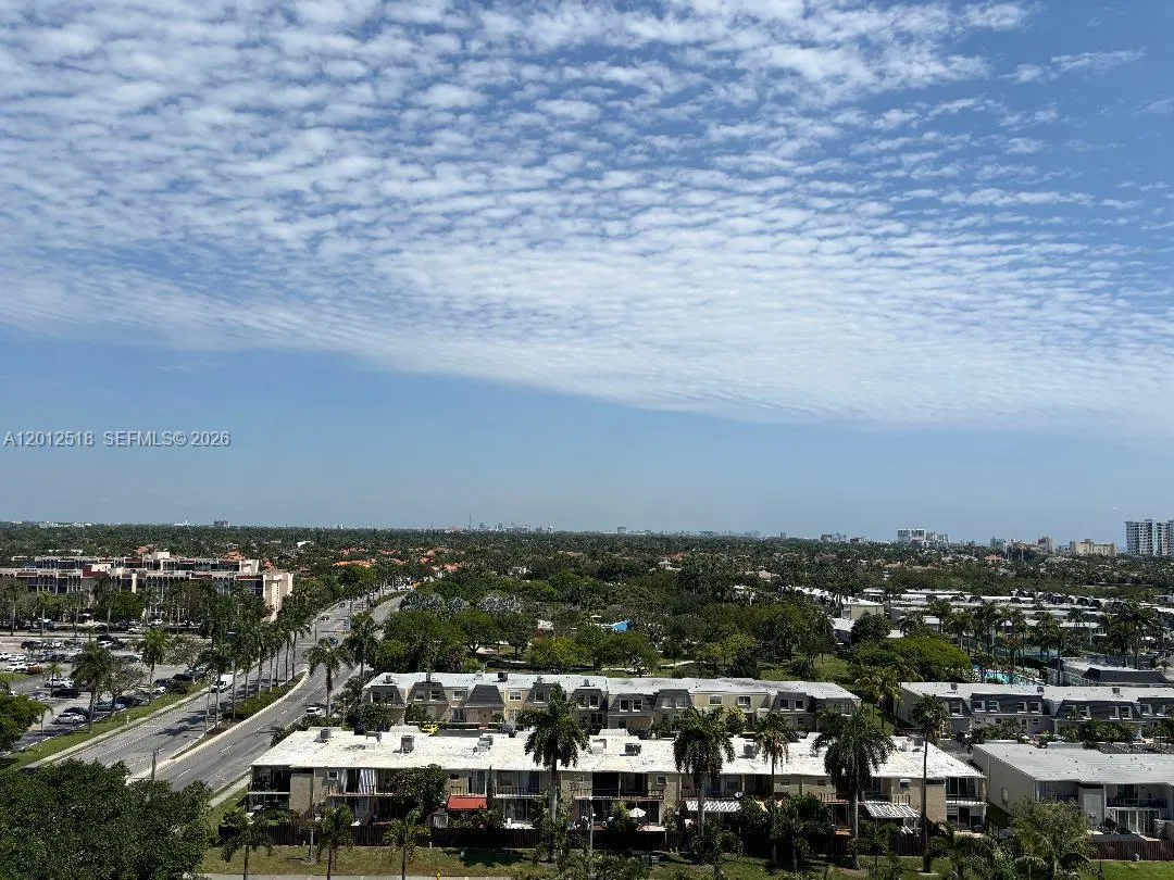 Foto de propiedad en 600 Three Islands Boulevard 1003, Hallandale Beach, FL 33009 Hallandale Beach con MLS# 