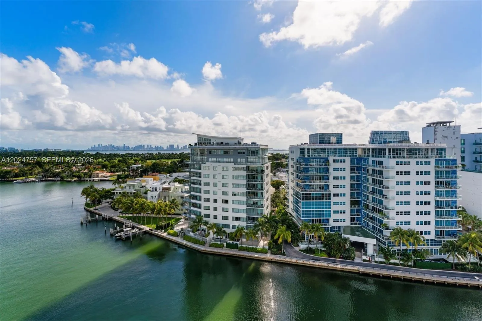 Foto de propiedad en 6000 Indian Creek Drive 14B, Miami Beach, FL 33140 Miami Beach con MLS# 