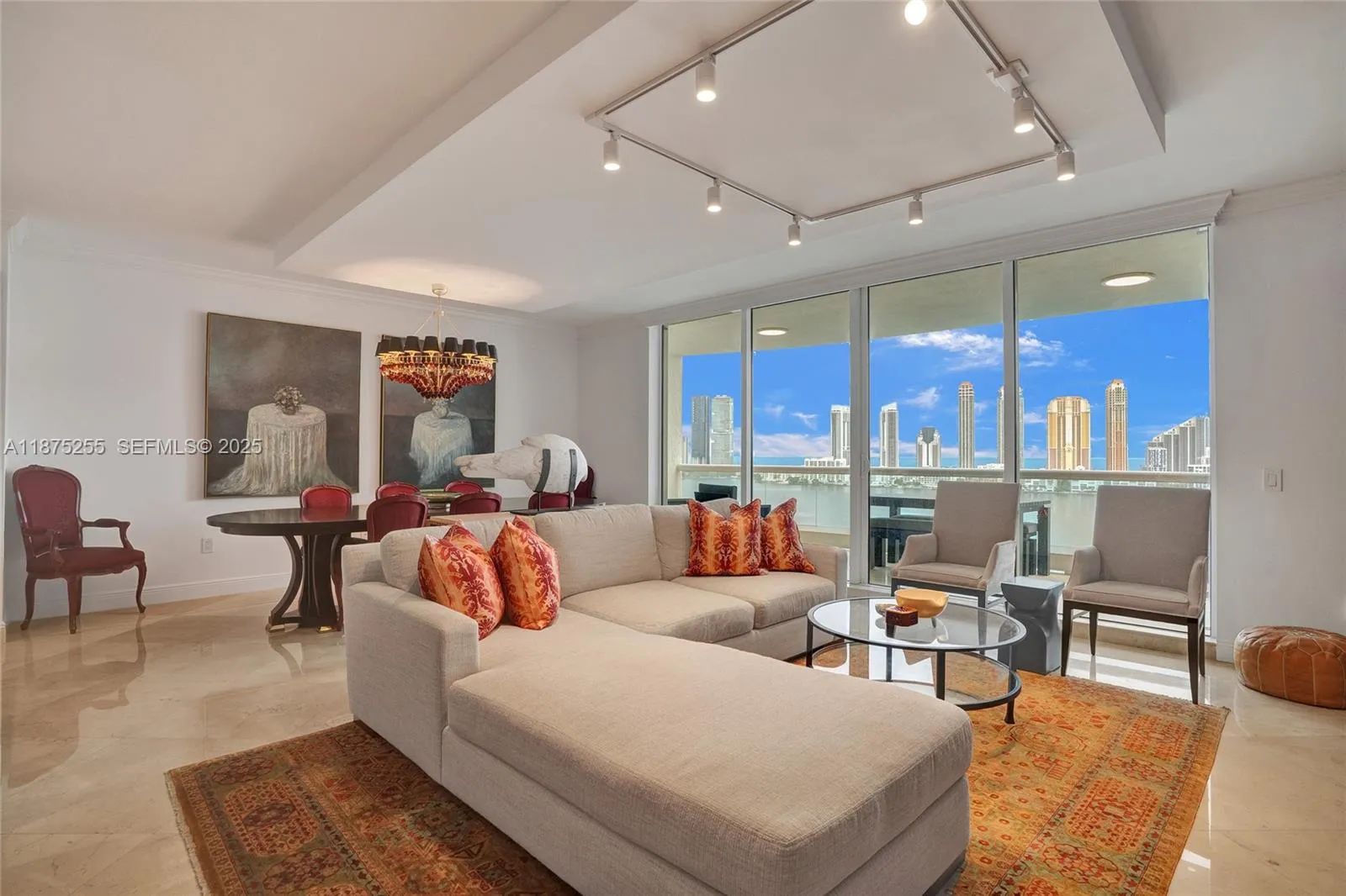 Foto de propiedad en 6000 Island Boulevard 1707, Aventura, FL 33160 Aventura con MLS# 