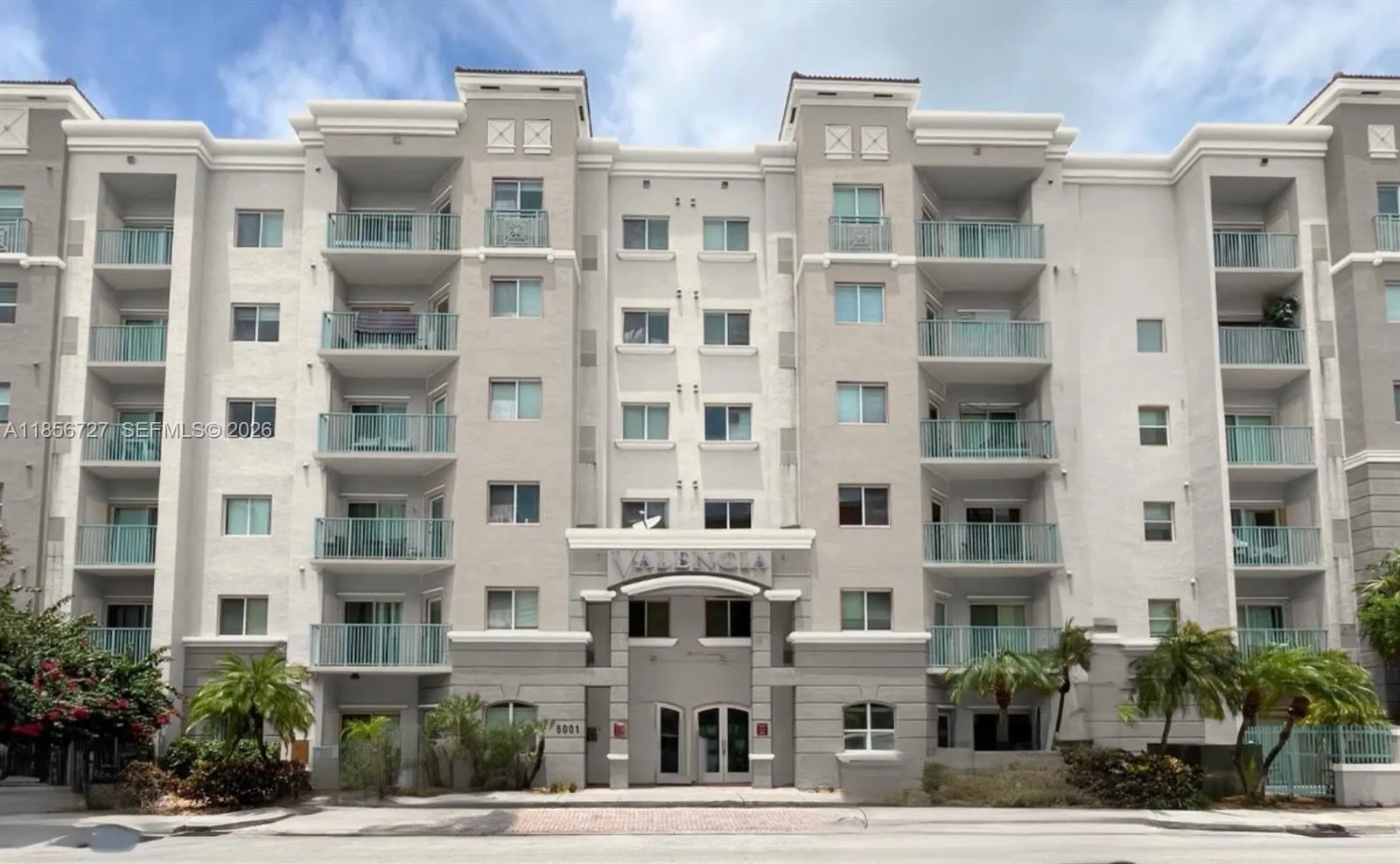 En Venta 6001 SW 70th Street 127, South Miami, FL 33143, South Miami, FL 33143