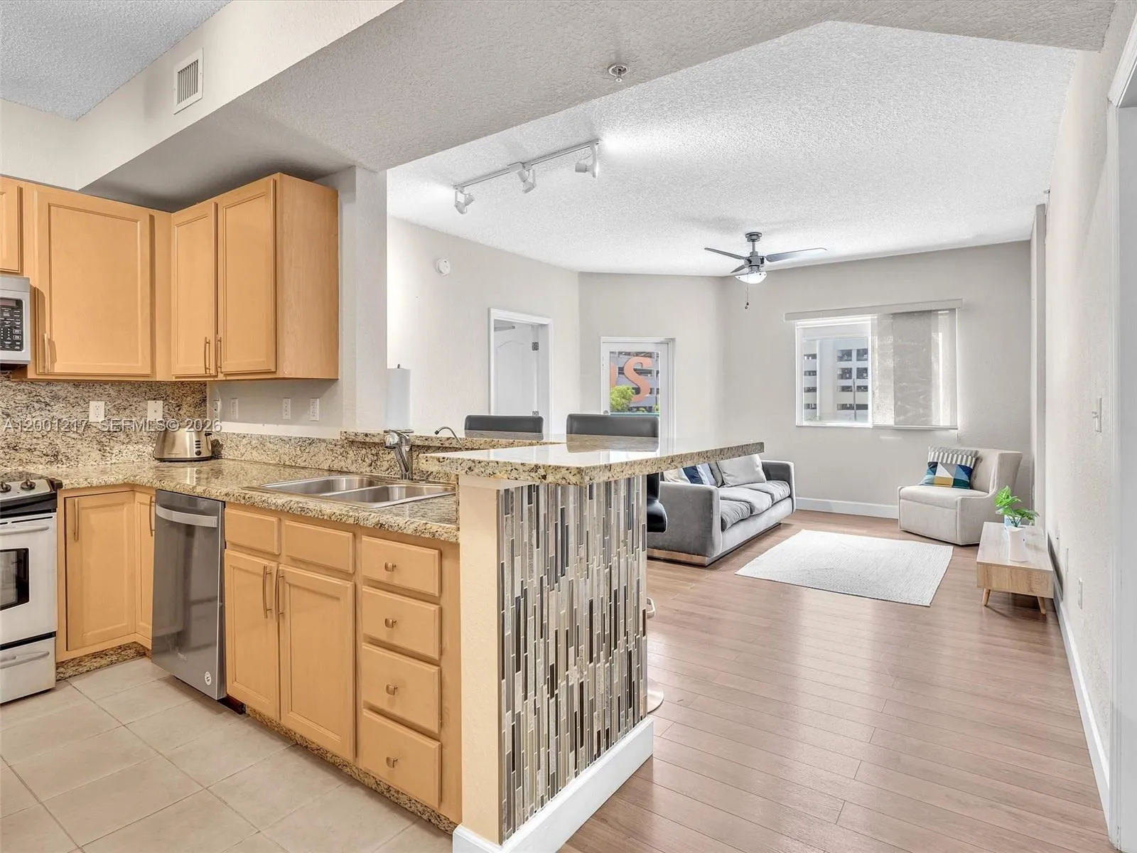 Foto de propiedad en 6001 SW 70th Street 313, South Miami, FL 33143 South Miami con MLS# 