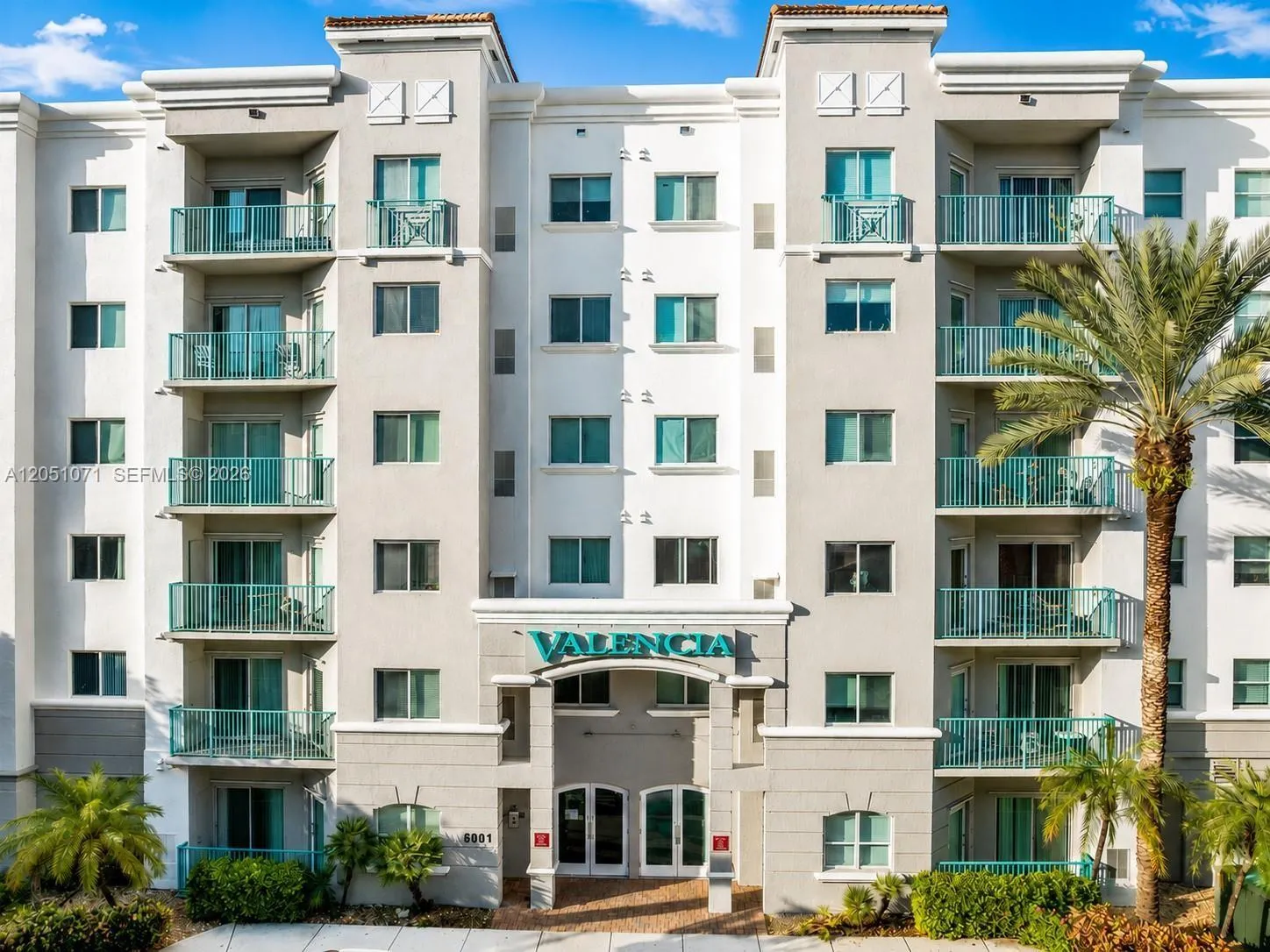 Foto de propiedad en 6001 SW 70th Street 502, South Miami, FL 33143 South Miami con MLS# 