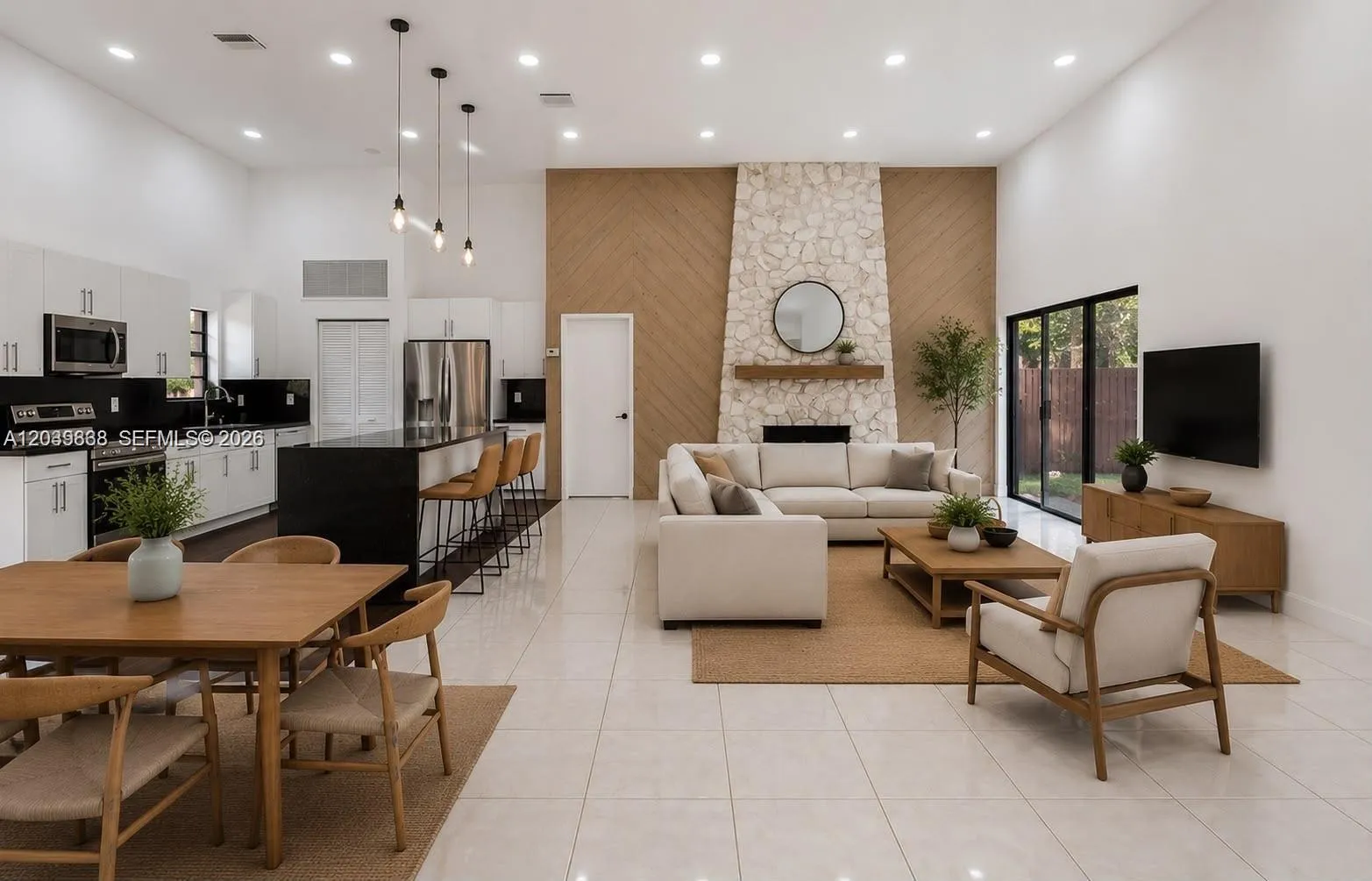 Foto de propiedad en 601 Leslie Drive, Hallandale Beach, FL 33009 Hallandale Beach con MLS# 