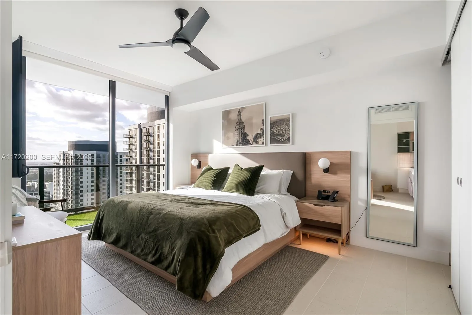 Foto de propiedad en 601 NE 1 Avenue 3604, Miami, FL 33132 Miami con MLS# 