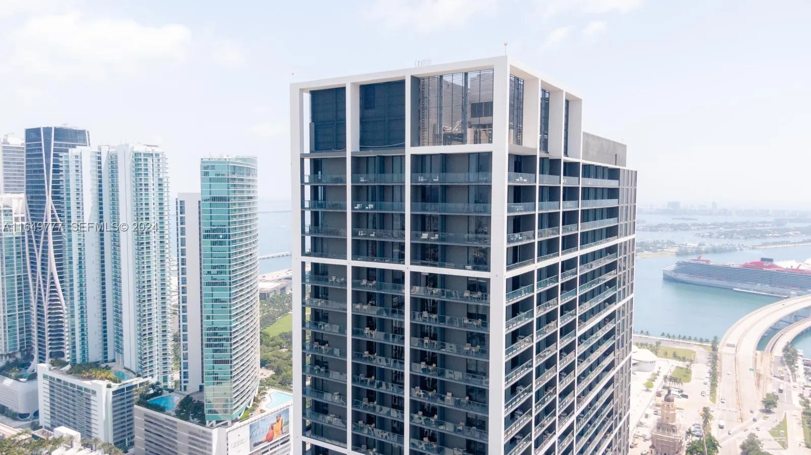 Foto de propiedad en 601 NE 1 Avenue 4704, Miami, FL 33132 Miami con MLS# 