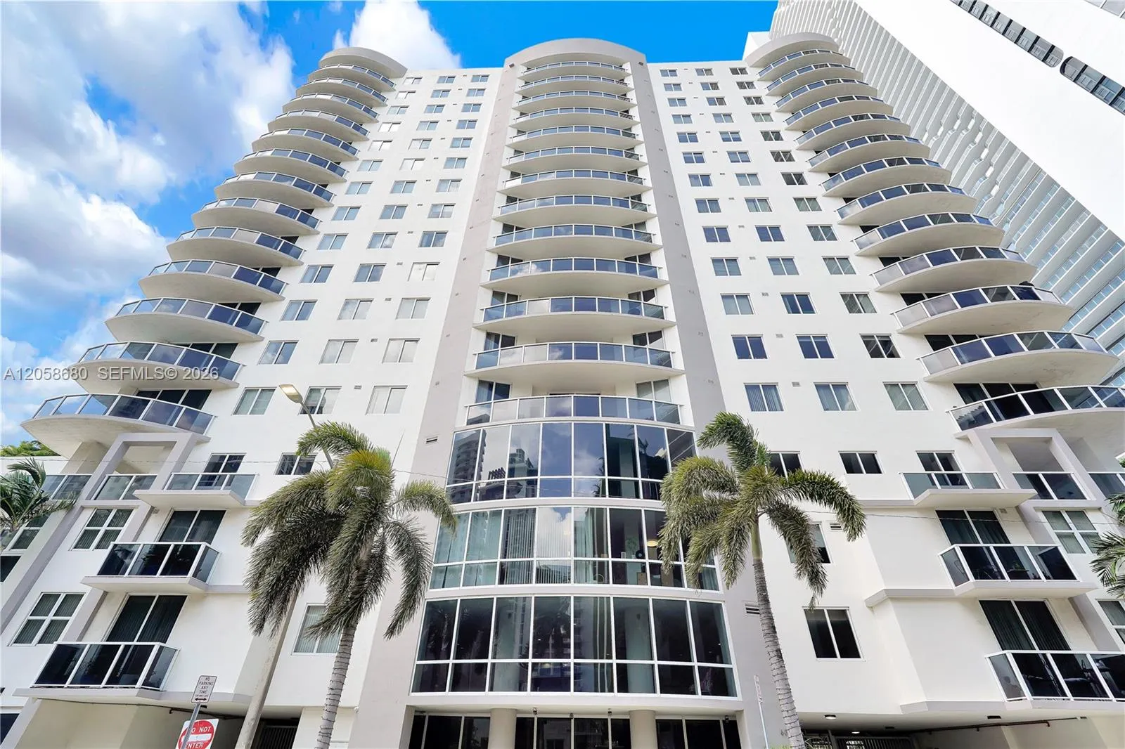 Foto de propiedad en 601 NE 23rd Street 901, Miami, FL 33137 Miami con MLS# 