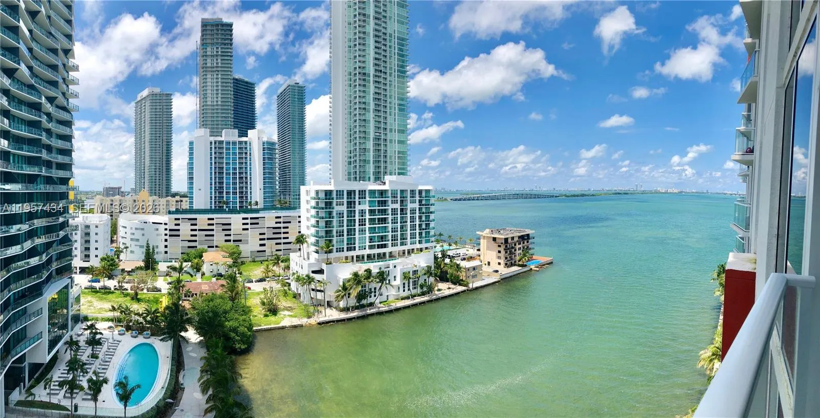 Foto de propiedad en 601 NE 27th Street 801, Miami, FL 33137 Miami con MLS#
