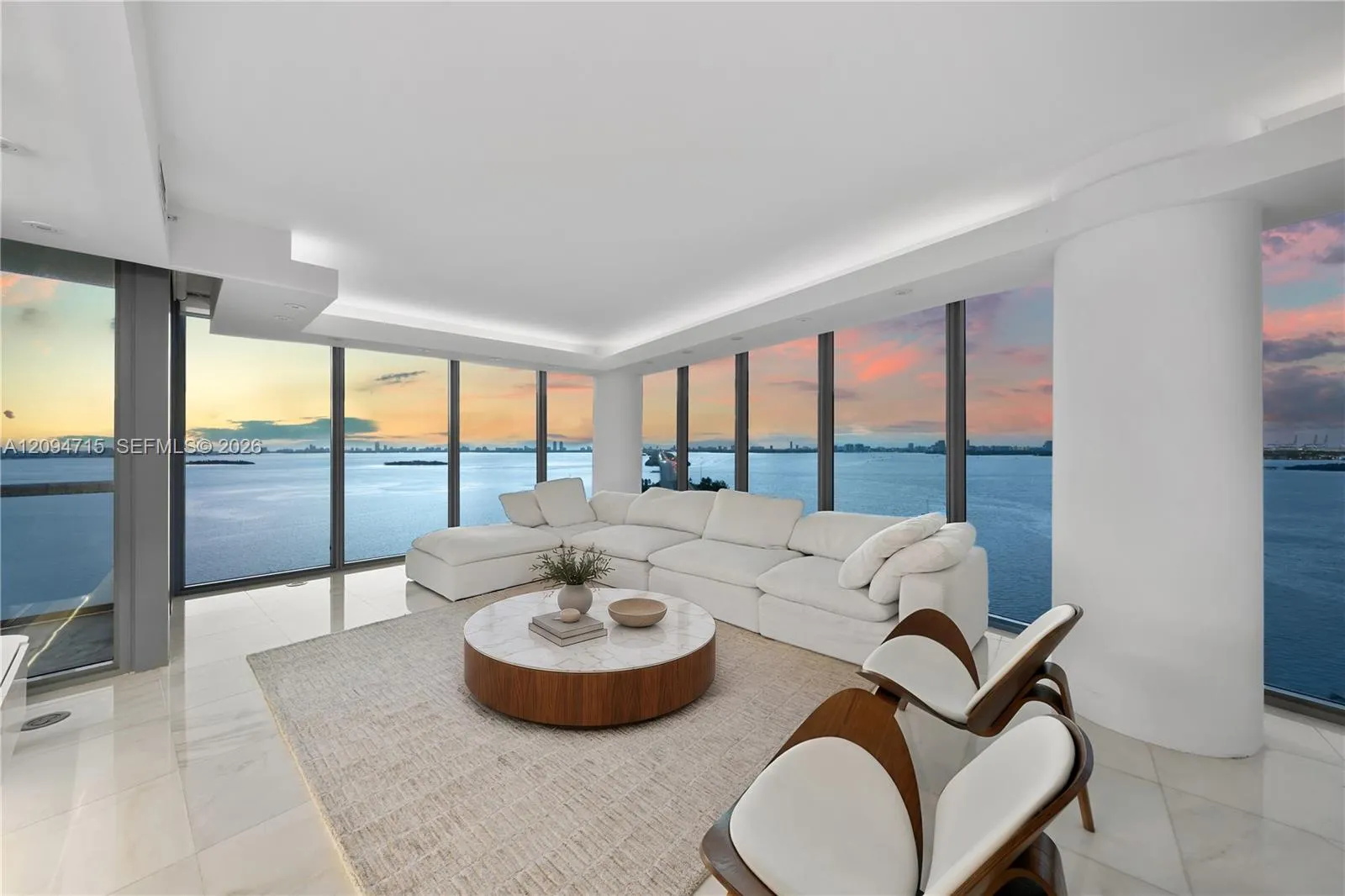 En Venta 601 NE 36th Street 1612, Miami, FL 33137, Miami, FL 33137