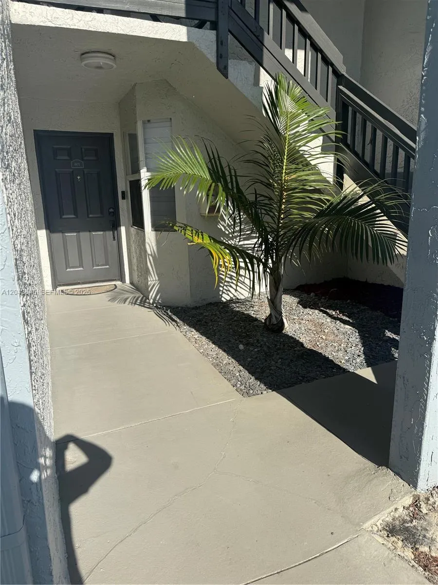 Vendido 601 SW 113th Way 601, Pembroke Pines, FL 33025, Pembroke Pines, FL 33025