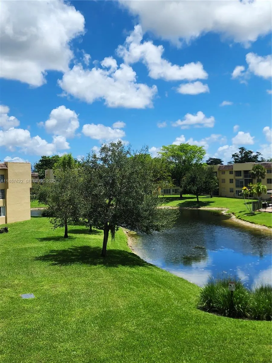 En Venta 6020 NW 64th Avenue 307, Tamarac, FL 33319, Tamarac, FL 33319