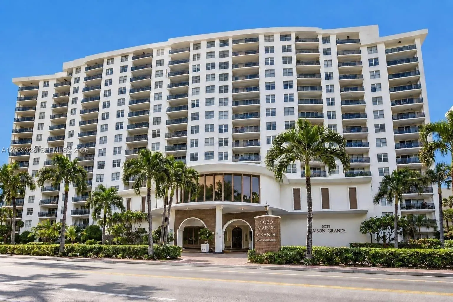 En Renta 6039 Collins Avenue 407, Miami Beach, FL 33140, Miami Beach, FL 33140