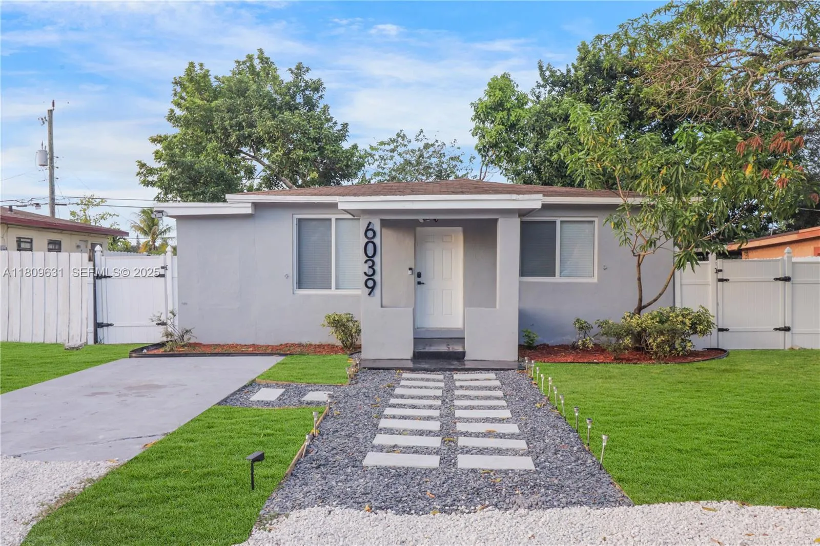 Foto de propiedad en 6039 SW 38th Street, Miramar, FL 33023 Miramar con MLS# 