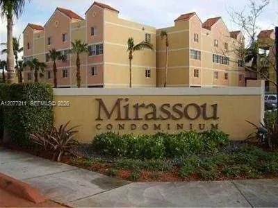 Foto de propiedad en 6045 NW 186th Street 106, Hialeah, FL 33015 Hialeah con MLS# 