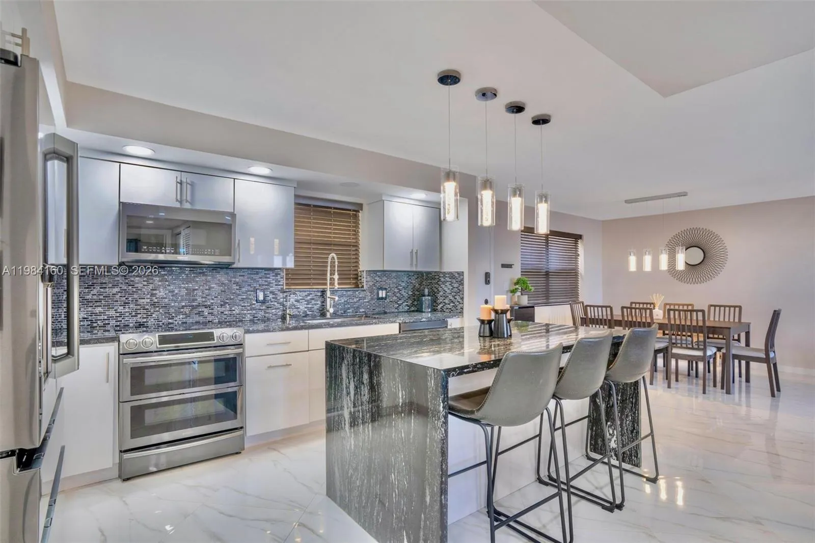 Vendido 605 Ives Dairy Road 3057, Miami, FL 33179, Miami, FL 33179
