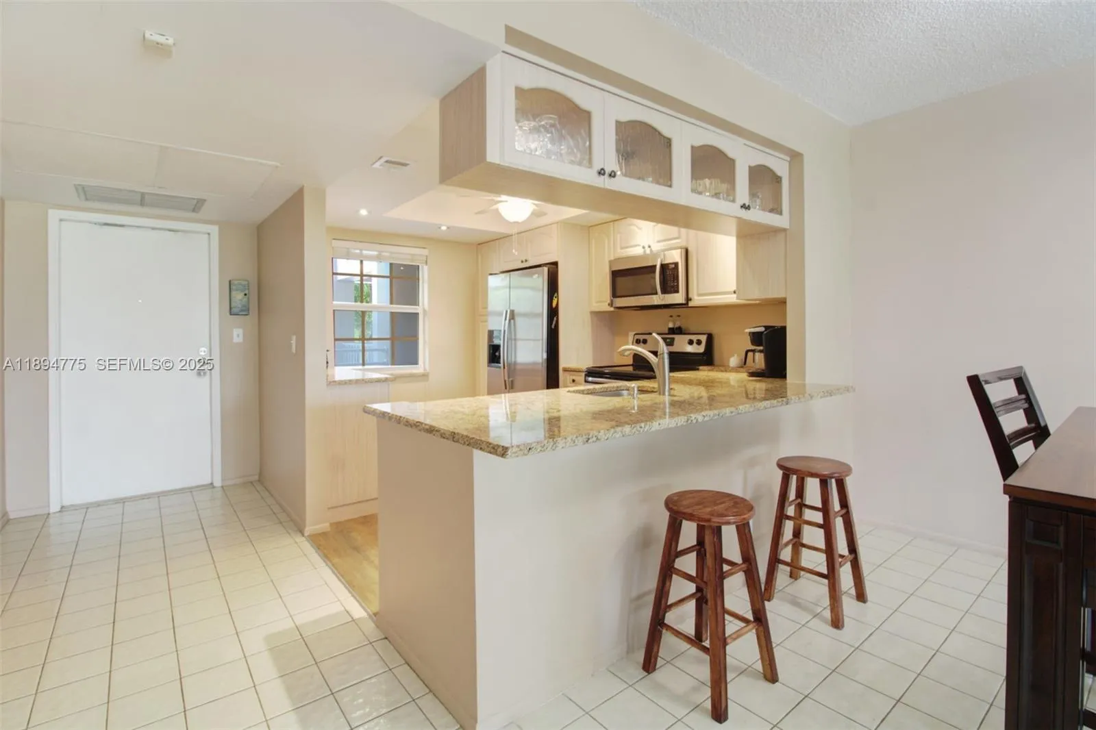 Foto de propiedad en 605 Oaks Drive 305, Pompano Beach, FL 33069 Pompano Beach con MLS#