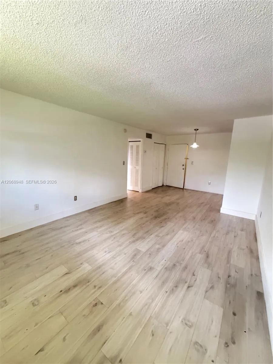 En Renta 606 W 81st Street 209, Hialeah, FL 33014, Hialeah, FL 33014
