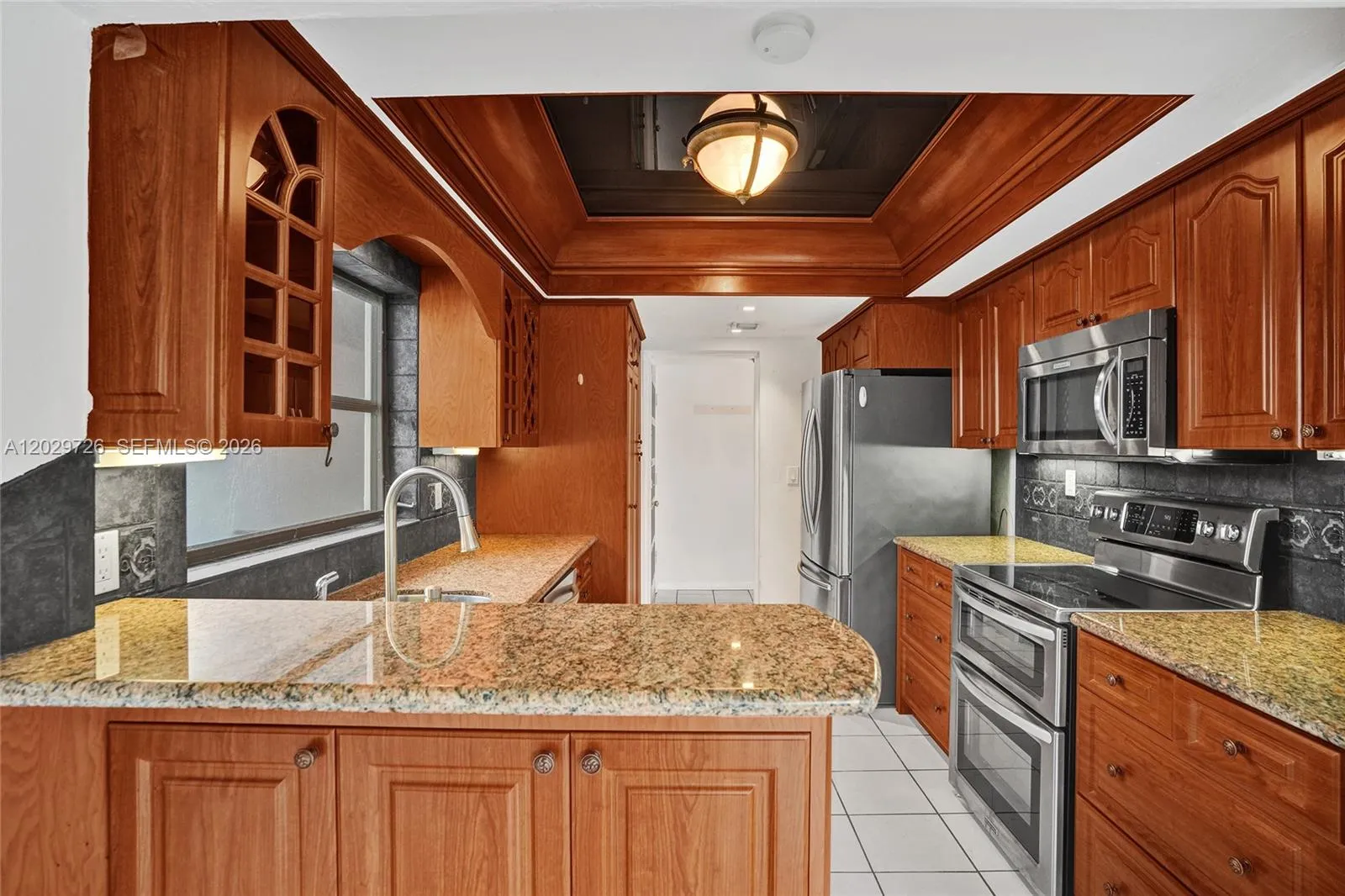 Vendido 6060 S Falls Cir Drive 407, Lauderhill, FL 33319, Lauderhill, FL 33319